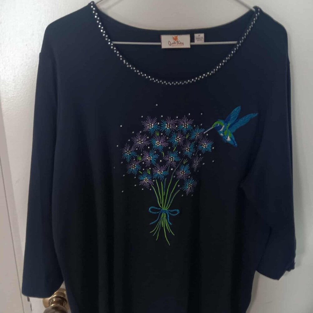 Quacker Factory Womans Hummingbird Top 1x - image 1